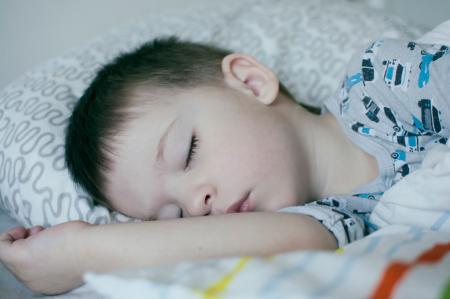 Bachbloesem helpt bij vroeg wakker worden kleuter kind.jpg