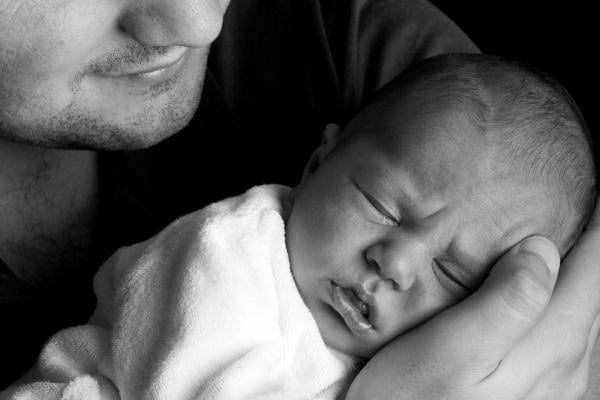 Hoofdbonken bij baby's en peuters: onschuldig of niet?
