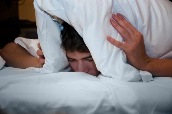 Nachtmerries doorbreken: oorzaken en effectieve behandelingen