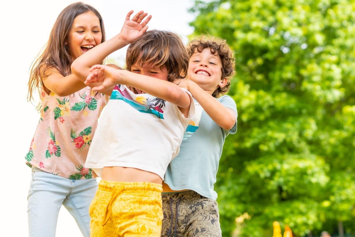 Enfant agité et conflits