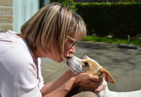 Hope4pets Els met hond 3.jpg