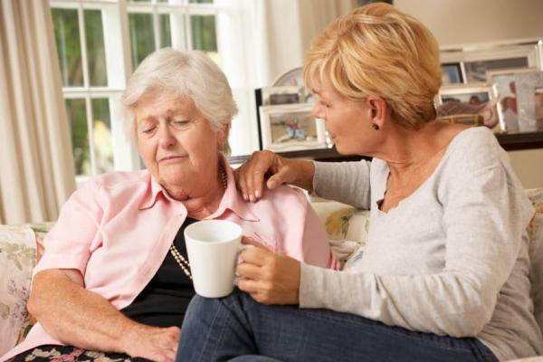 Eenzaamheid bij ouderen – 7 tips bij sombere gevoelens